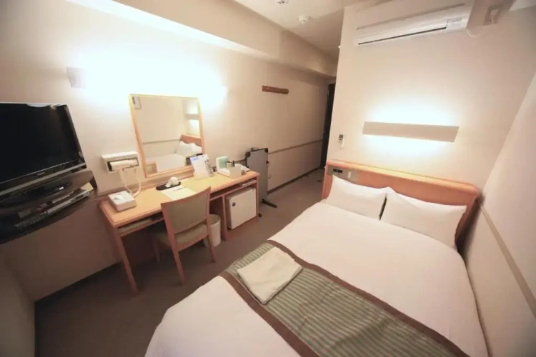 Standard Double room with lake view