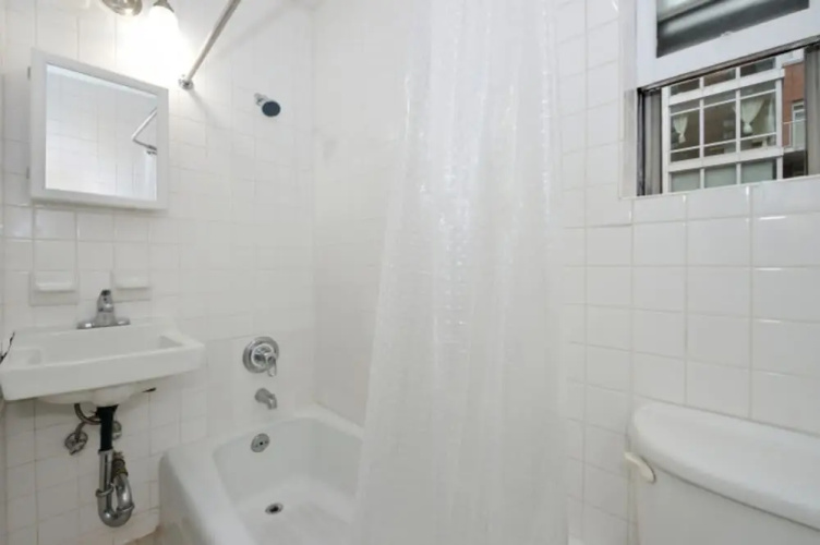 Charming 1BR in Murray Hill Kips Bay - Perfect for 2