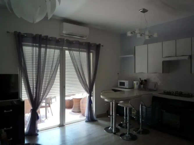 2 Bedrooms Cottage