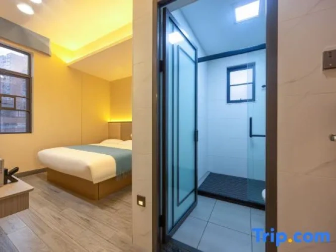 2 Bedrooms Quadruple Family Suite