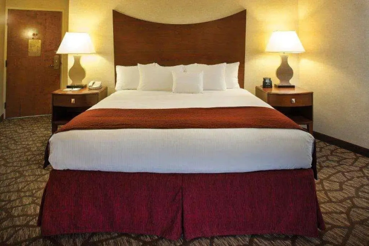 Doubletree Oak Ridge