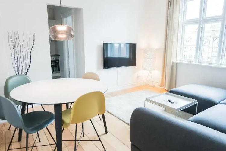 Beautiful 2-bed in Great Location