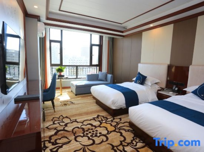 Premier Twin room