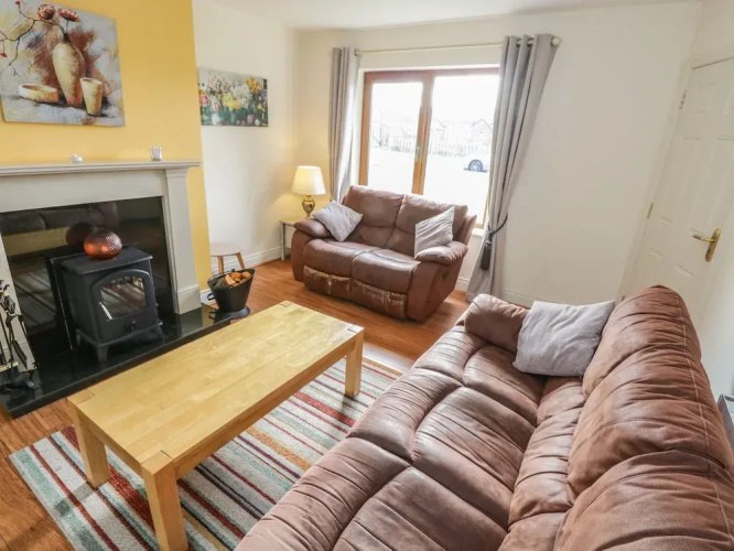 Sea Breeze Holiday Home