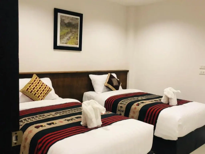 Standard Twin room with balcony