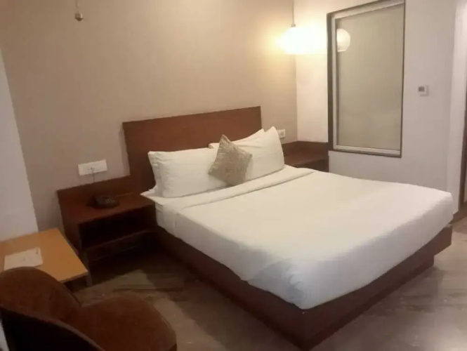 hotel kadamb tree