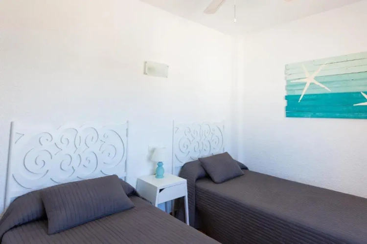 1 Bedroom Apartment with sea view