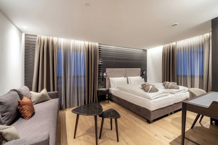 Superior Double room with balcony