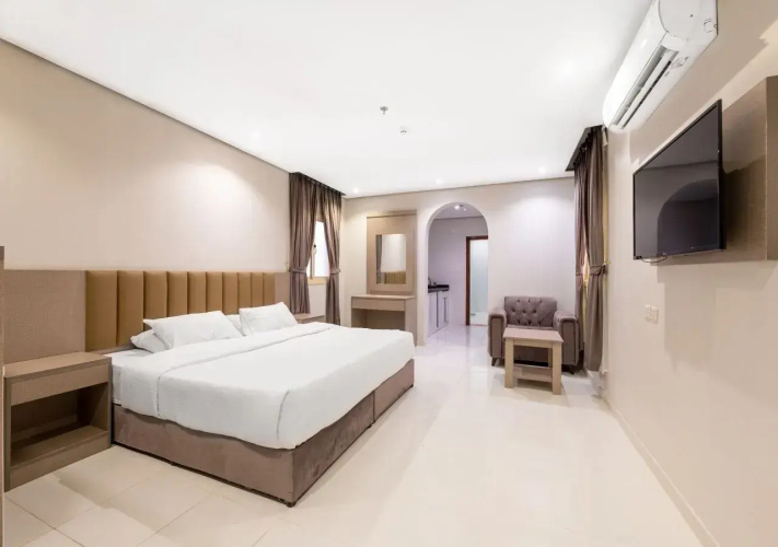 Triple Star Hotel