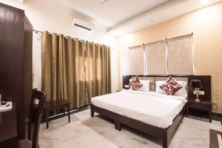 Hotel La Suite Gurugram