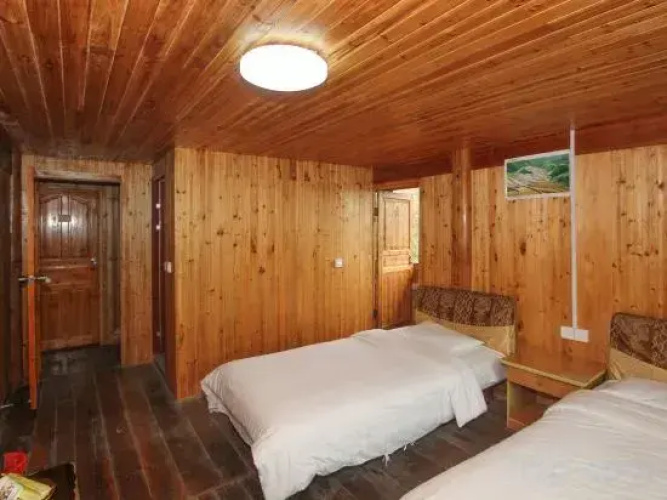 Ping'an Yijiaren Hostel