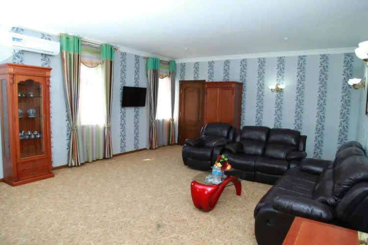 1 Bedroom Suite