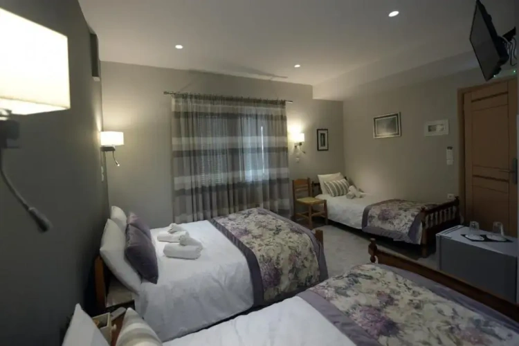 Standard Quadruple room