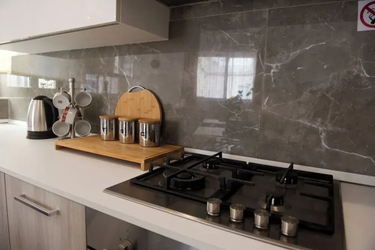 Spacious APT w/ Modern Balcony |Siggiewi