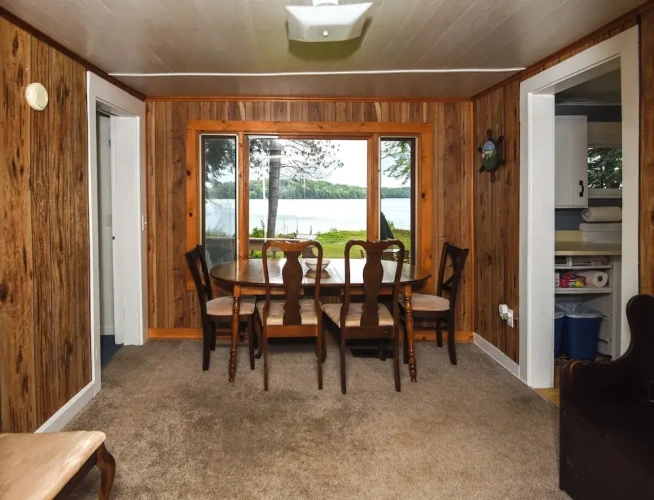 2 Bedrooms Cottage
