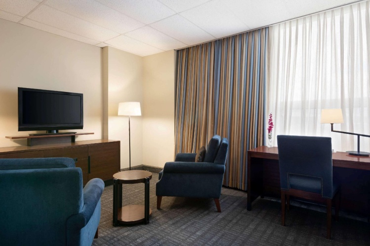 Deluxe Double Suite