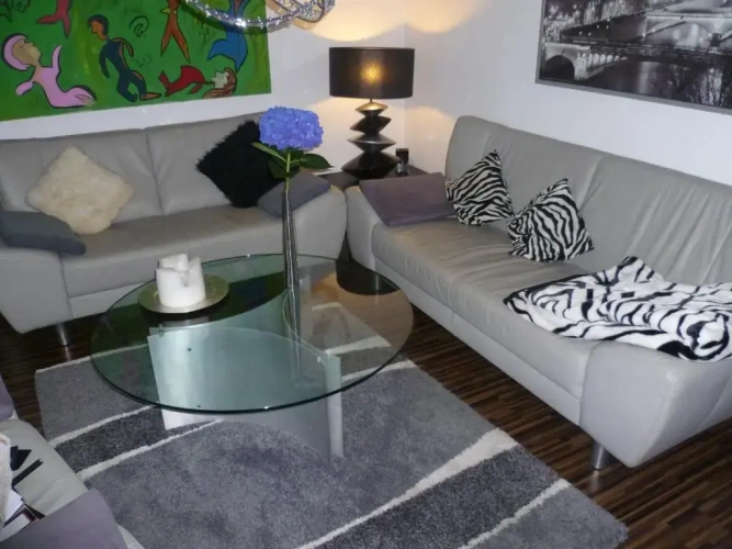 2 Bedrooms Cottage