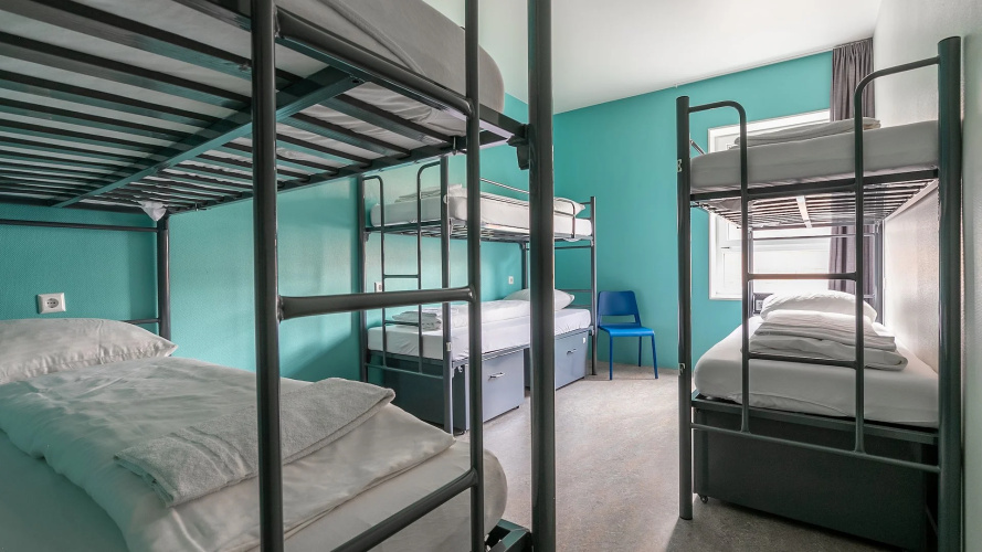 Hans Brinker Hostel