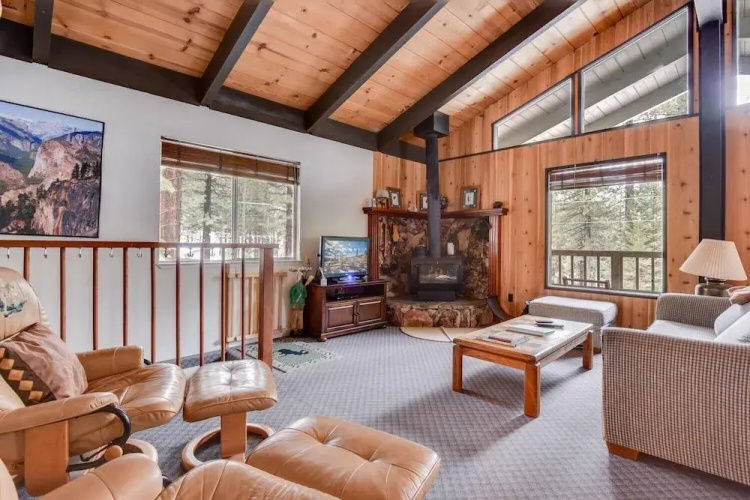 Cherry Hills Cabin - Sleeps 6, No Pets, Family Fun!