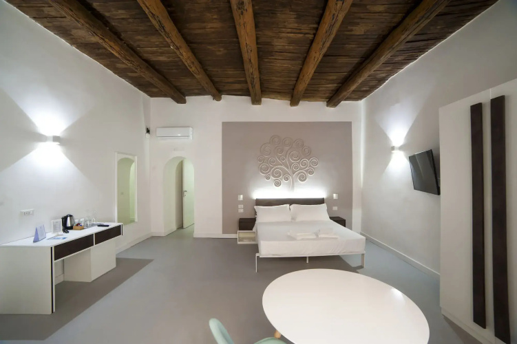 Dada Suite