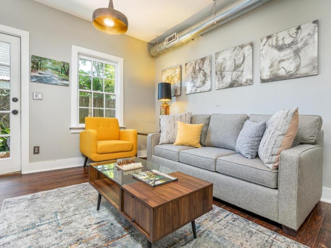 3 Bedrooms Cottage