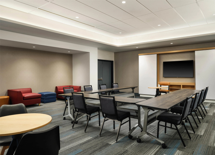 Hyatt House LA - University Medical Center photo 13