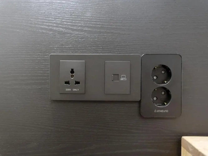 Standard Triple room