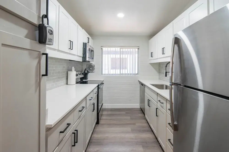 Dwell 7003-3