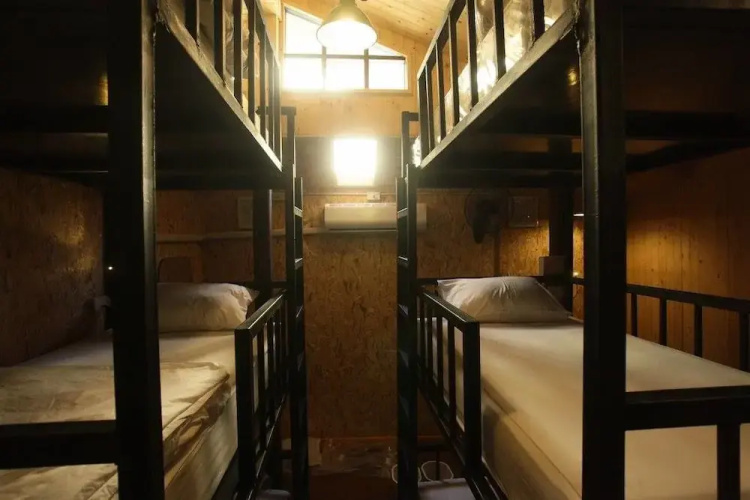 The Local Surasak Hostel