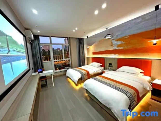 Standard Double room with view