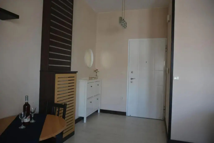 Modern apartment, 5΄ walk from central metro station