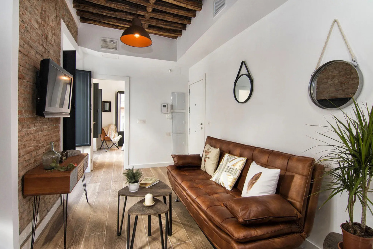 Central Ethnic apartment