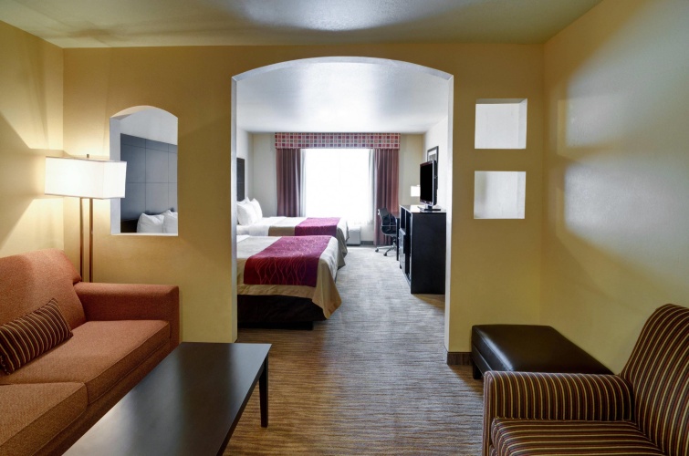 Quadruple Suite