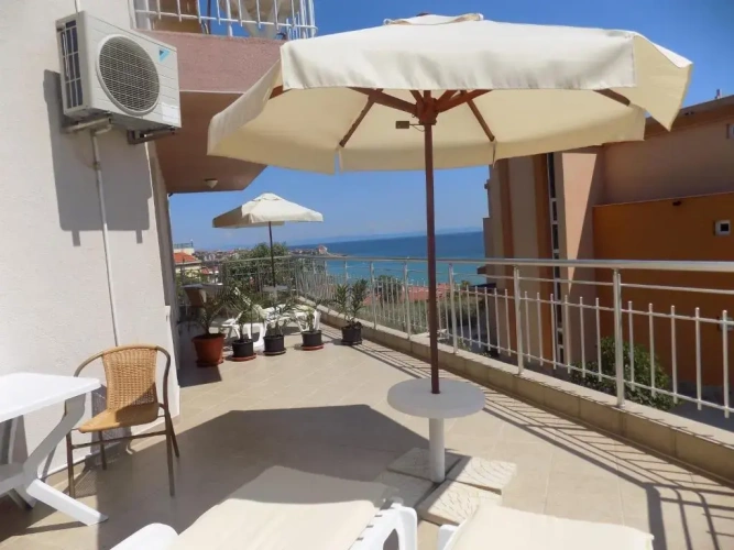 Standard Triple room with balcony and with sea view