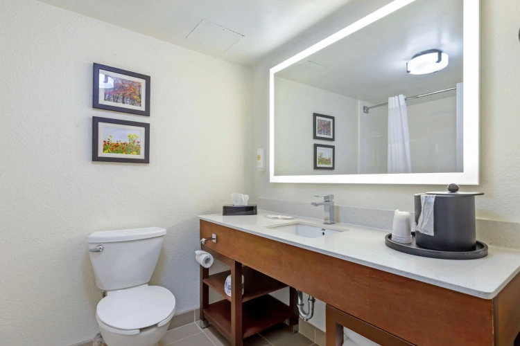 Quadruple Suite
