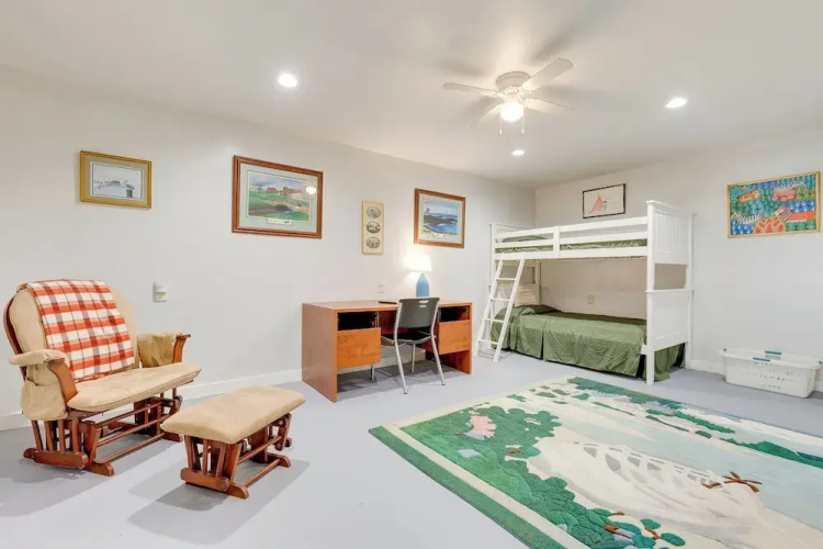 Comfortable Alabama Apartment: Pets Welcome!