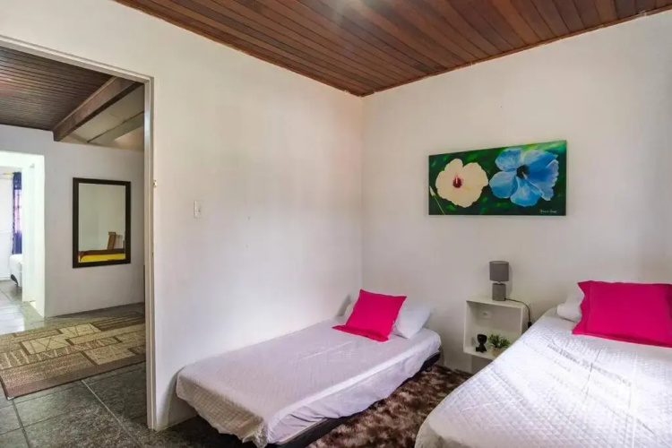 Casa Bromélia, a 15 minutos a pé do centro histórico!