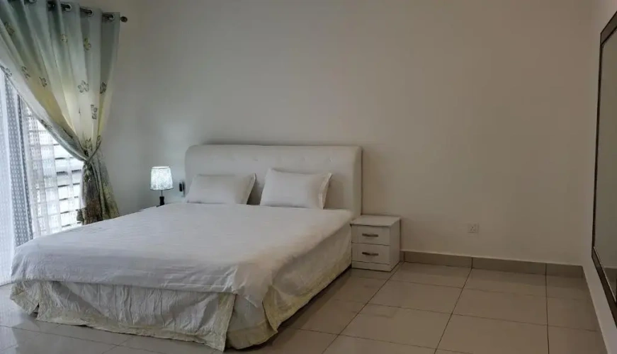 4 Bedrooms Cottage