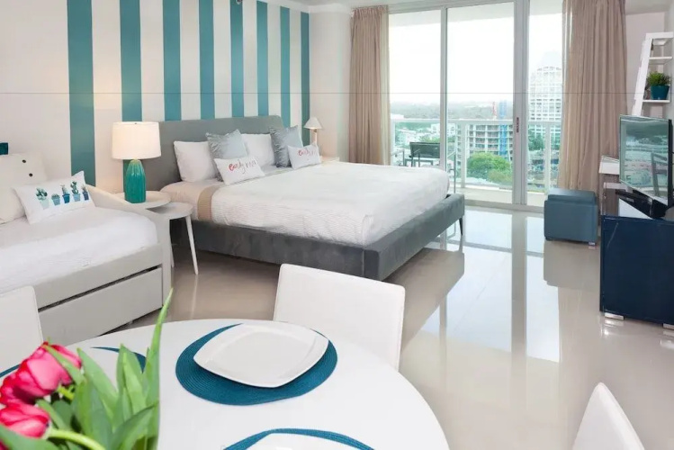 Miami Vacation Rentals - Coconut Grove
