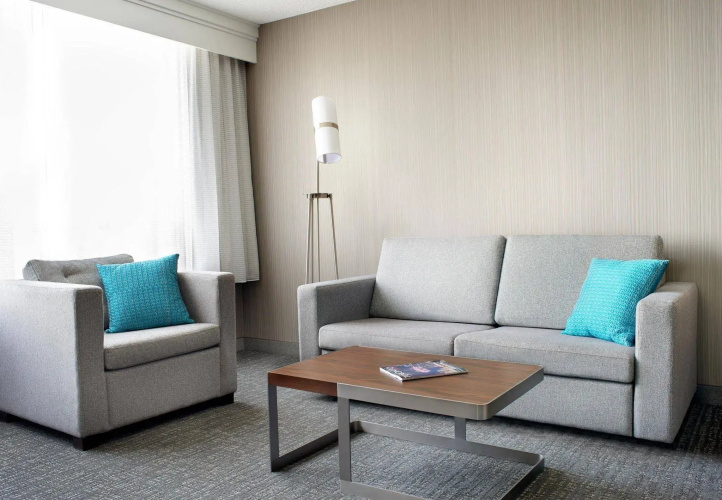 Courtyard by Marriott Downtown Toronto