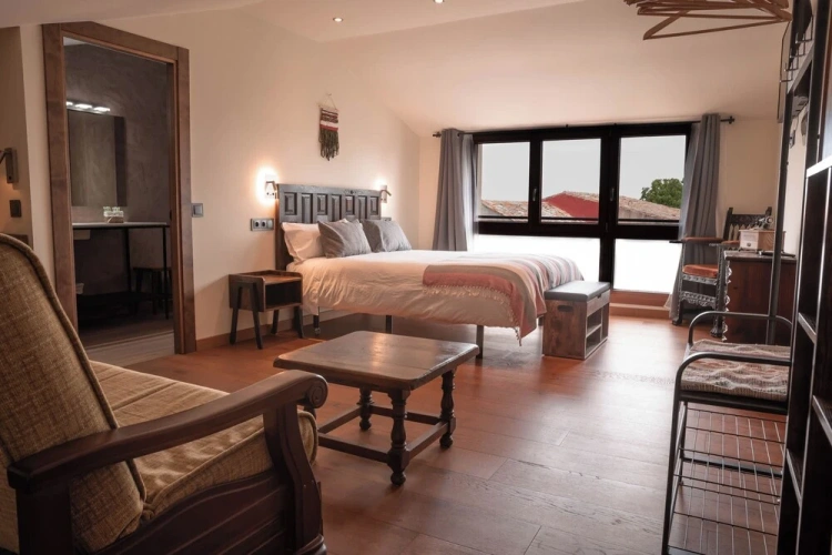 Standard Quadruple room with garden view