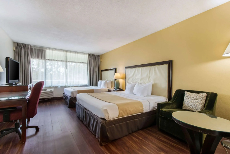 Boca By the Sea Hotel