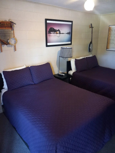Cedar Falls Motel