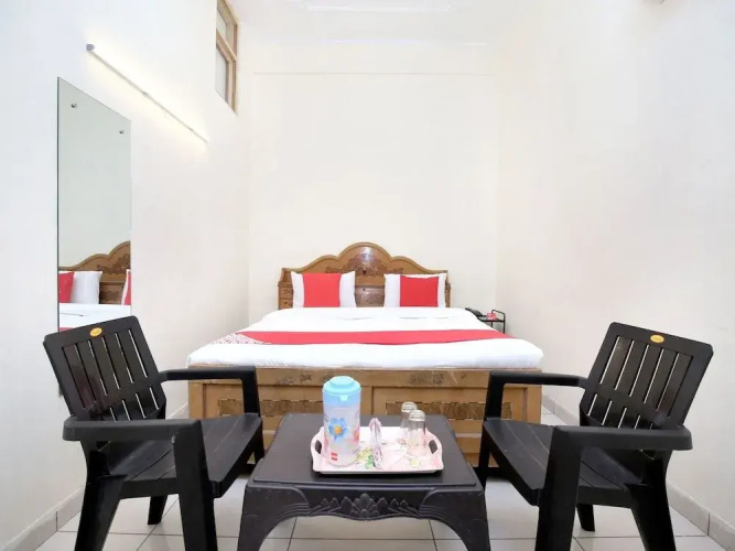 OYO 16695 Hotel Sun View