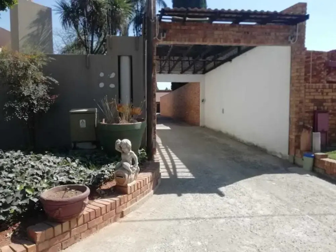 Acquila Bed And Breakfast