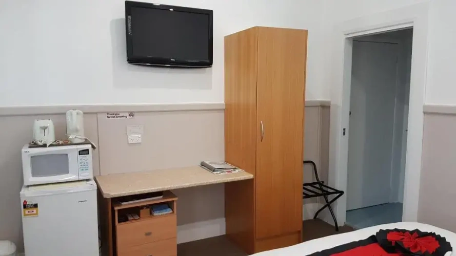 Standard Twin room with view