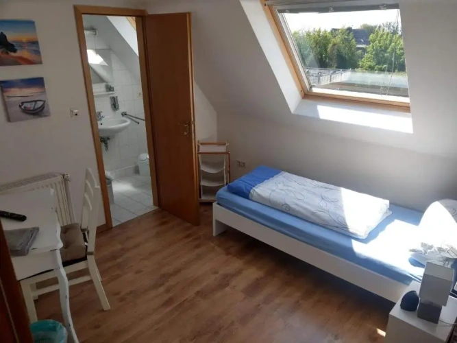 Standard Single room