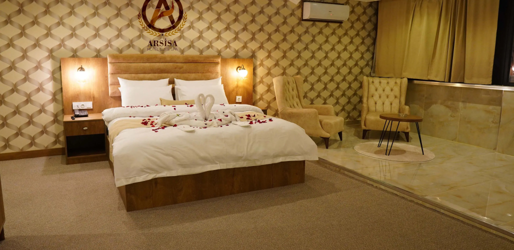 Arsi̇sa Hotel