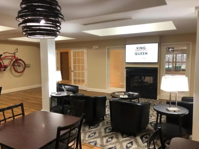 Country Inn & Suites by Radisson, Elizabethtown, KY photo 28