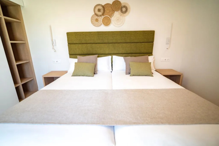Bungalows HL Miraflor Suites